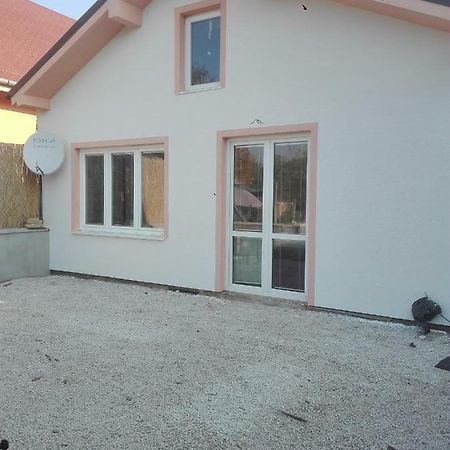 Halex 4 Villa Bojná Buitenkant foto